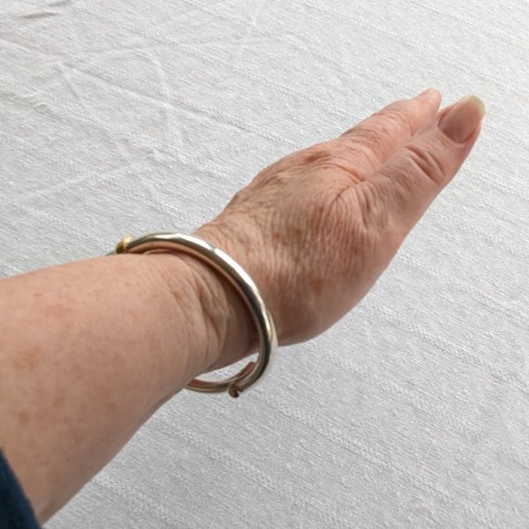 Taxco 27g Sterling Clamper Bypass Bracelet w Brass Detail. Optional 3/4" Hoops - Picture 4 of 14